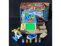 little people floating marina